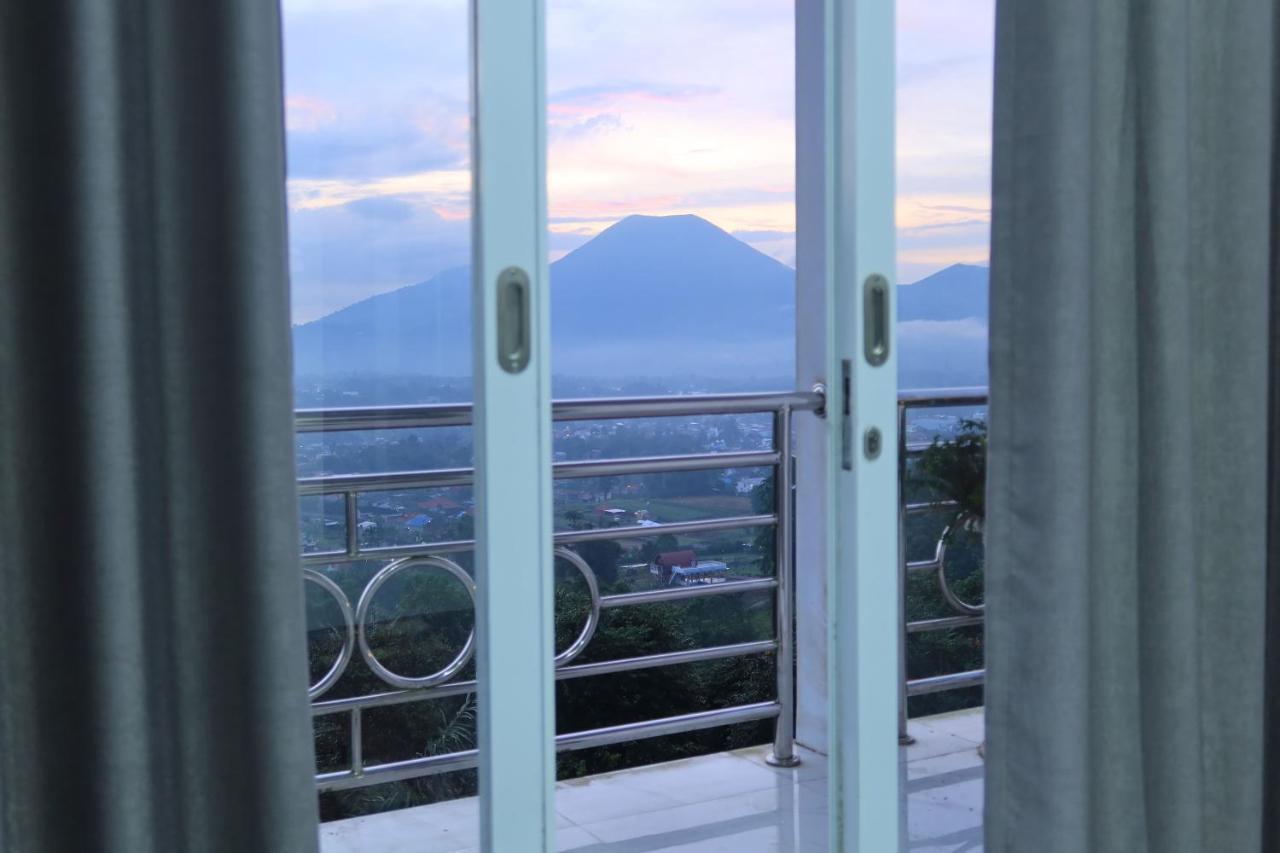 فندق Narwastu Hills Tomohon المظهر الخارجي الصورة